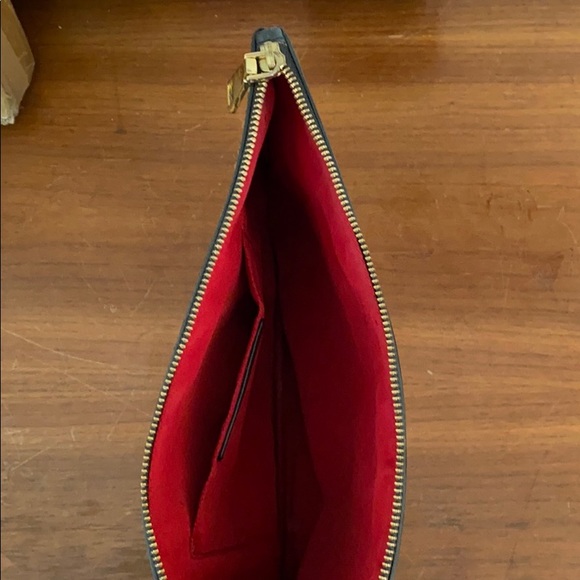 Banana Republic Animal Print Clutch - Picture 2 of 4